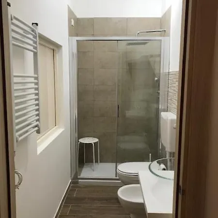 Olivo بيت ضيافة إِمبولي