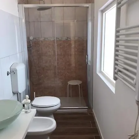 Olivo بيت ضيافة إِمبولي