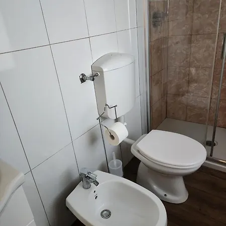 Olivo بيت ضيافة إِمبولي